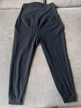 Beyond Yoga Beyond the Bump Maternity Joggers Spacedye Gray M